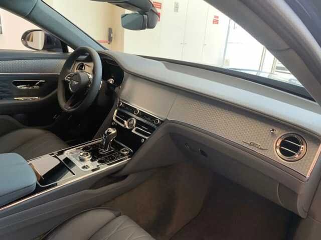 1:Bentley Flying Spur Speed W12, Saloon, Meteor, Bentley Porto